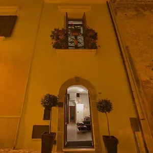 zenthe-small-luxury-bb.lecce-hotels.com/