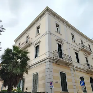  Alojamento de Acomodação e Pequeno-almoço Palazzo Castellano Itália