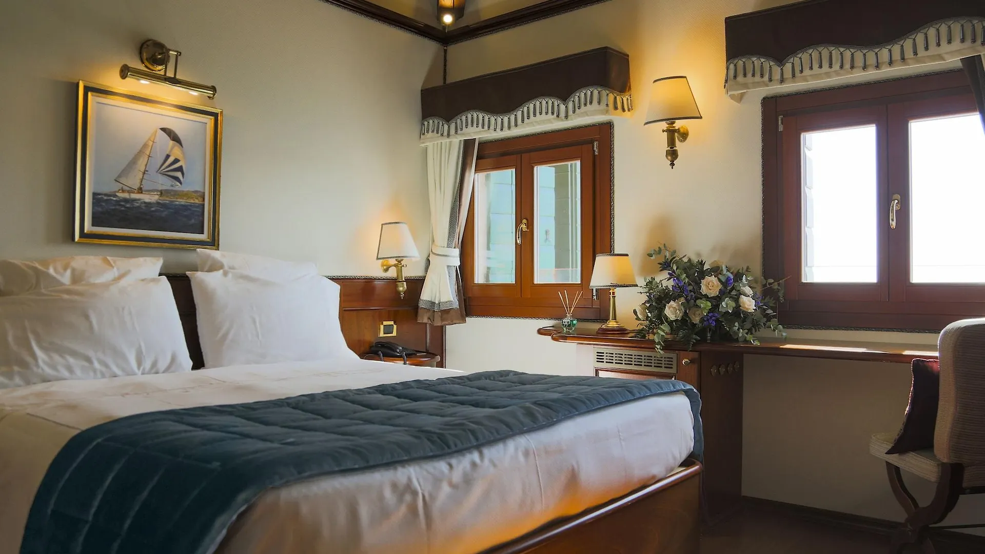 Hotel Bucintoro Venedik 4*,  İtalya