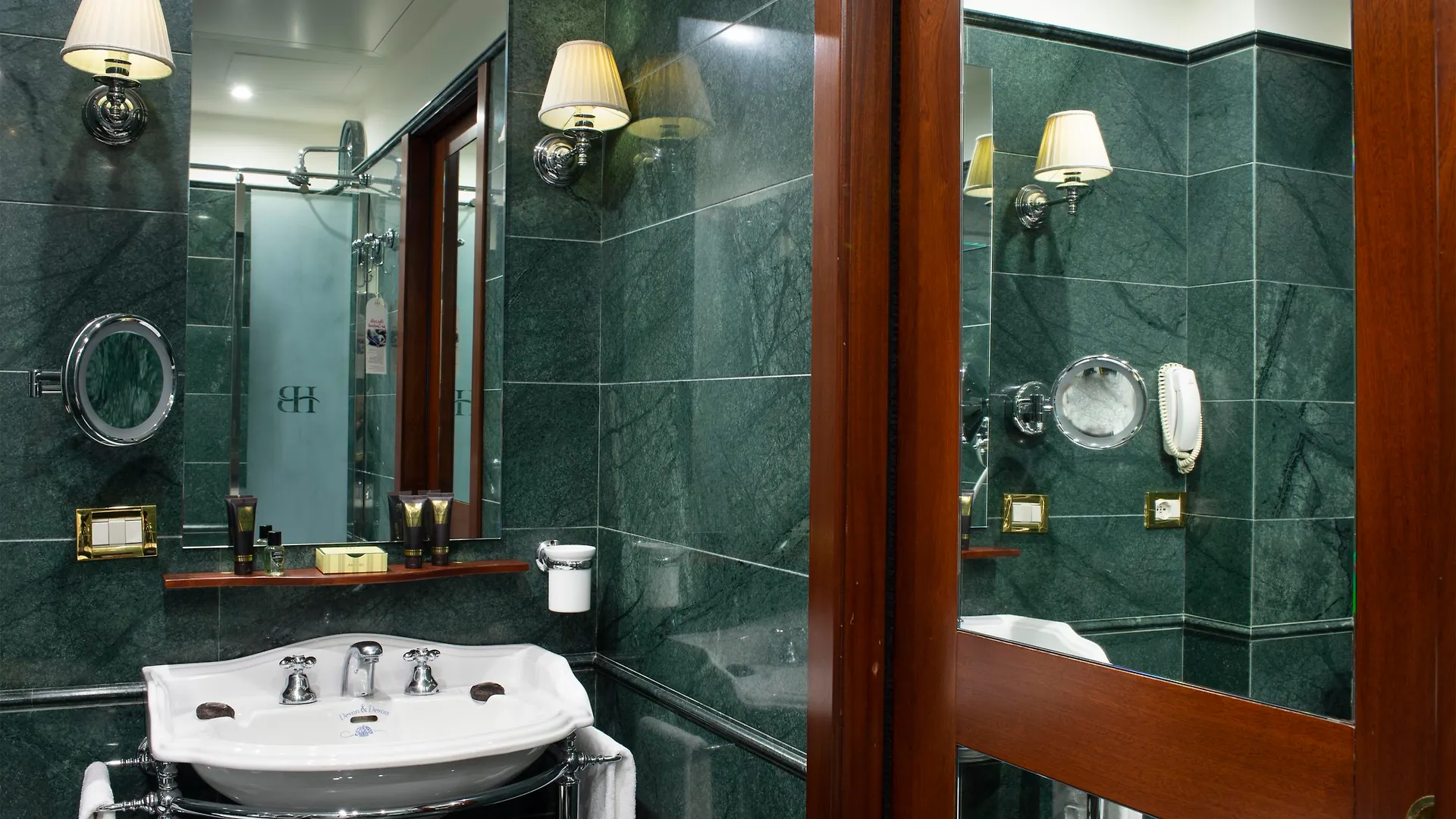 Hotel Bucintoro Venedik 4*,