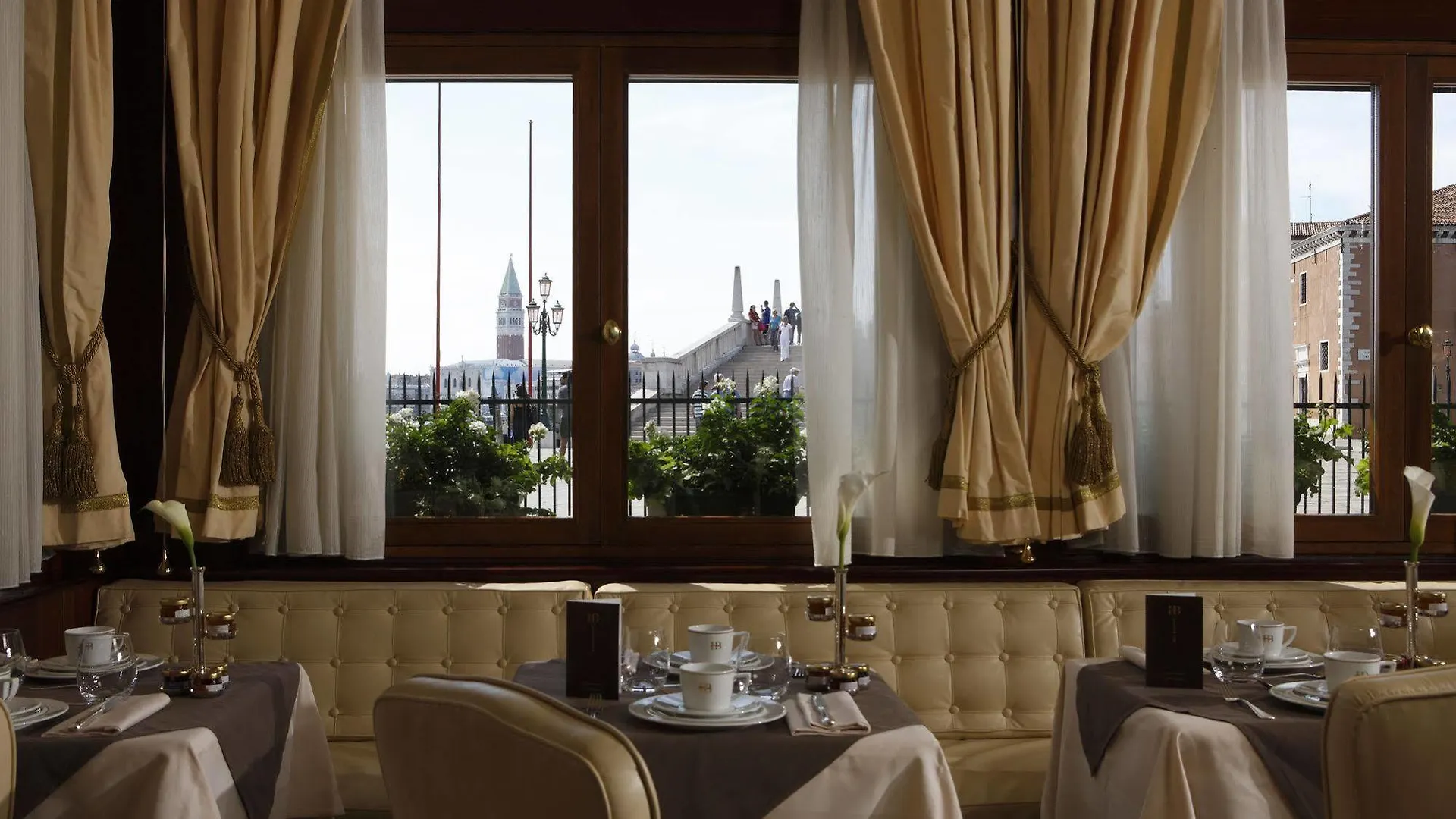 Hotel Bucintoro Venedik